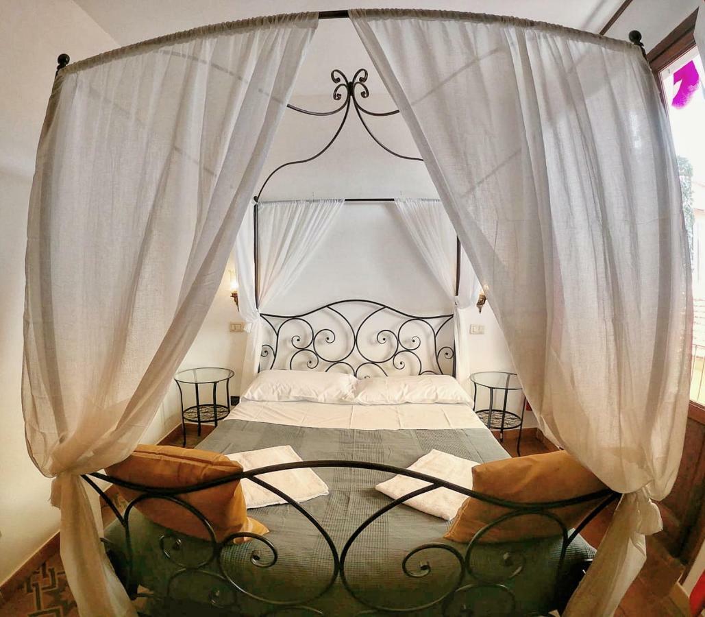 Holiday Rooms Firenze Eksteriør billede